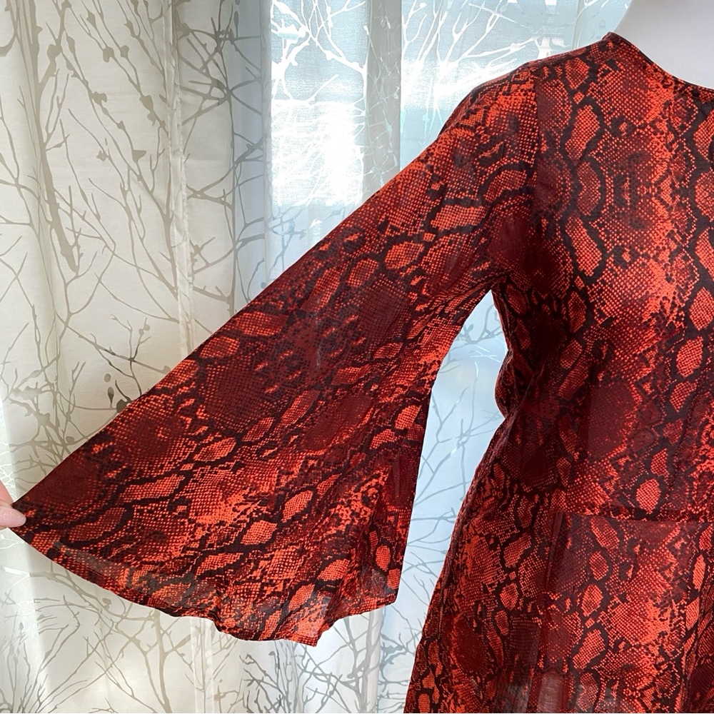 ACACIA red black snake print round neck long bell sleeve dress swim coverup - Picture 2 of 5
